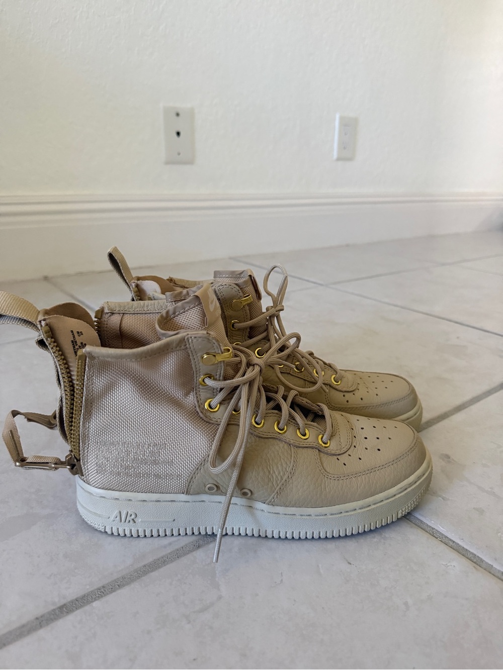 Nike Air Force 1 High Desert Sand Sneakers